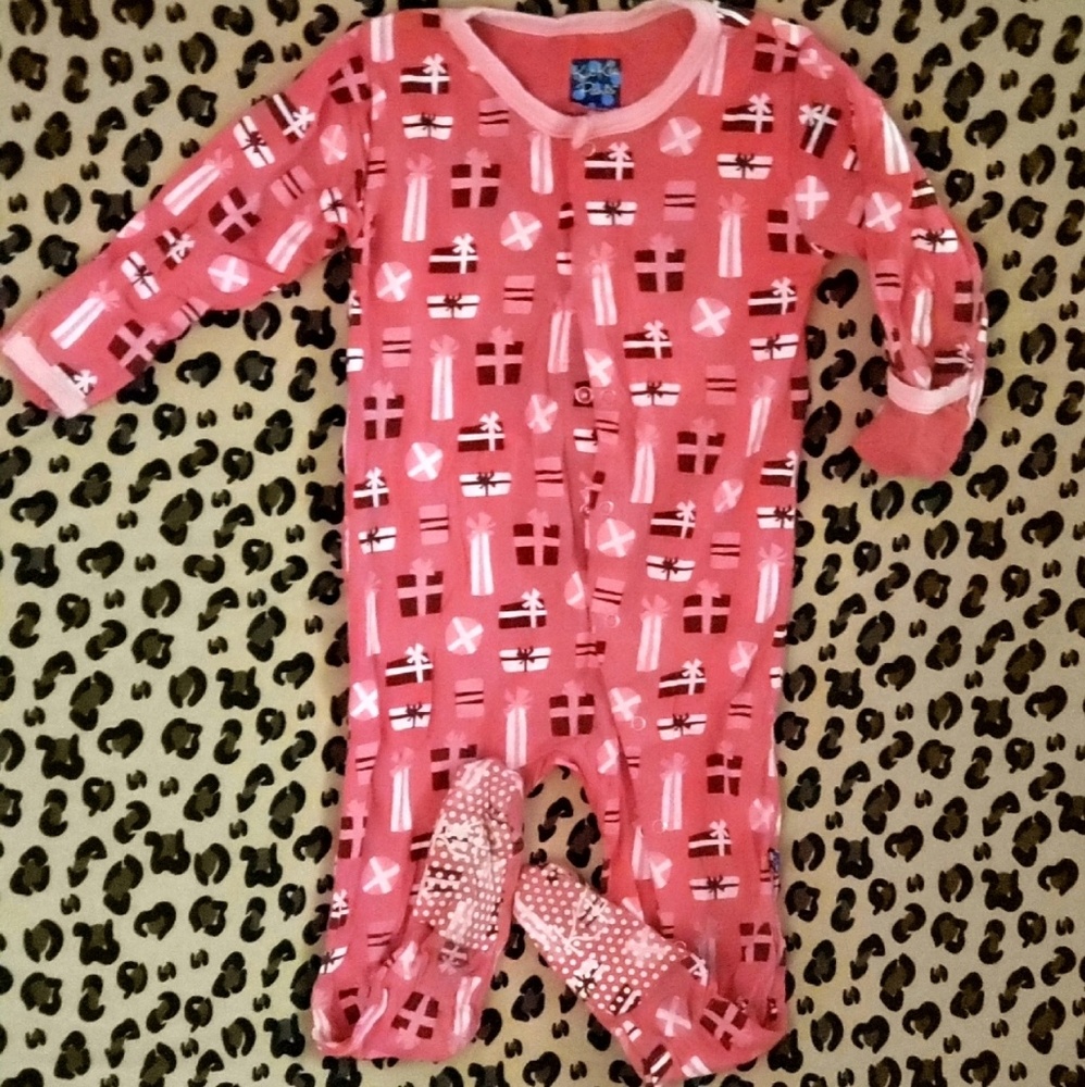 Kickee Pants Holiday Footie